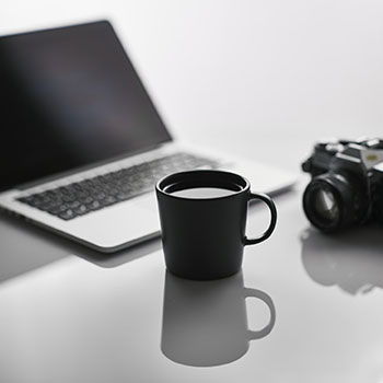 微屏幕:活动现场微屏幕大屏幕弹幕怎么做_教程怎样在微屏幕大屏幕上滚动显示弹幕